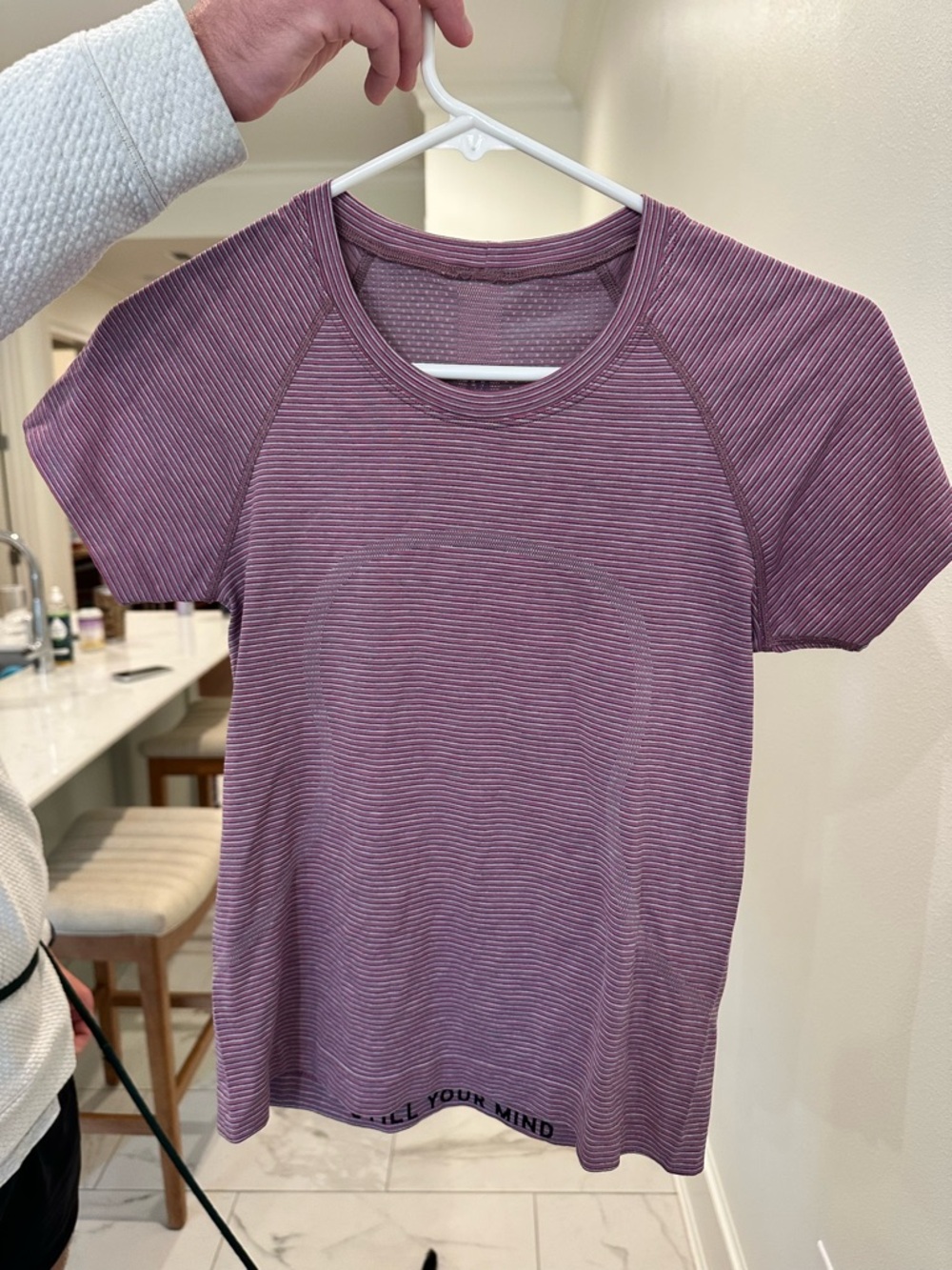 Lululemon Swiftly Tech Short Sleeve – Waist Length, Purple – Size 6